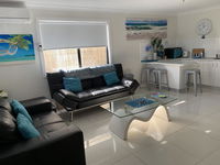 Book Barrack Point Accommodation Vacations Accommodation Australia Accommodation Australia