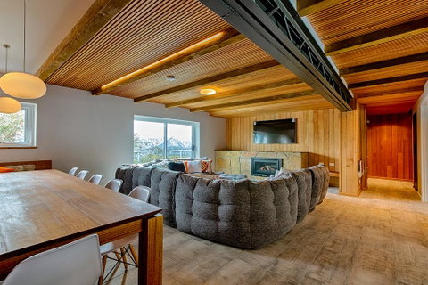 Le Chalets - Accommodation Australia 2