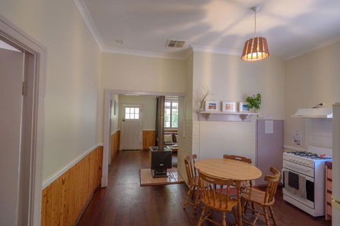 Lewana Cottages - Accommodation Australia 3