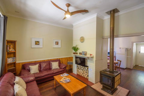 Lewana Cottages - Accommodation Australia 2