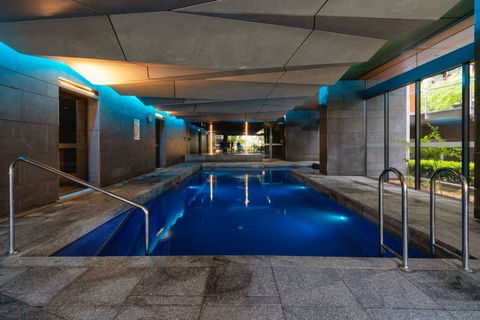 LUXE 2B Apartment Fully Furnished With Pool And Gym - Local Tourism 1