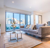 Luxurious Townhouse With Natural Light In Rosebery - Australia Shopping