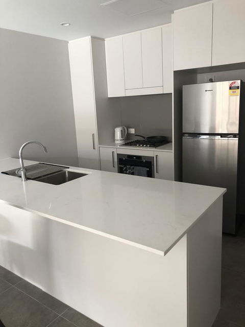Luxury Executive Apartment - Accommodation Australia 1