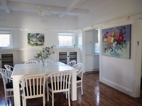 LUXURY IN THE ABSOLUTE HEART OF THE CBD - Accommodation Australia 3