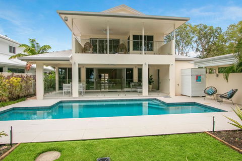 Luxury Living On The Beachfront - Accommodation Australia 0