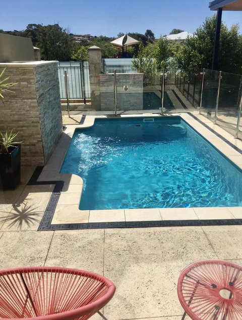 LUXURY VILLA W POOL & SPAS - Local Tourism 3