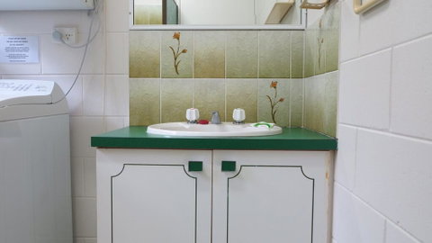 Magnetic Reef Apartments Unit 3 - Accommodation Australia 2