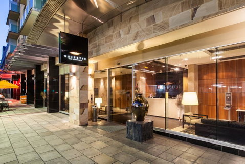 Majestic Roof Garden Hotel - Local Tourism 3