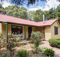 Malakai Farm Stay - Australia Shopping
