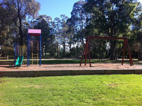 Mallacoota's Shady Gully Caravan Park - Accommodation Australia 0