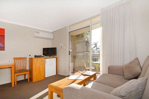 Mandurah Motel And Apartments - Accommodation Australia 2