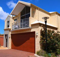 MANDURAH on the TERRACE - Accommodation Australia