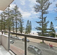 Manly Sandgate by the beach - Local Tourism