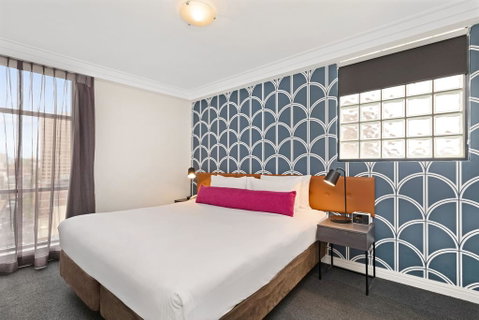 Mantra Sydney Central - Bed n Breakfasts 3