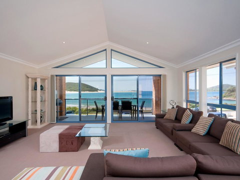 Marine Dr 2/68 - Fingal Bay - Bed n Breakfasts 0