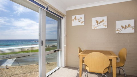Mariners 4 - Mollymook - Accommodation Australia 1