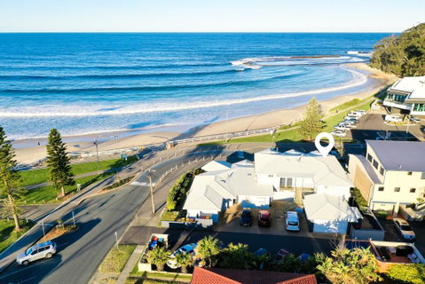 Mariners 6 - Accommodation Australia 0