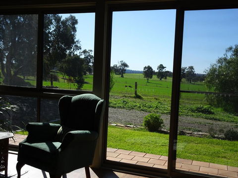 Meander Retreat - Accommodation Australia 1