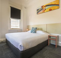Melton Hotel Auburn - Bed n Breakfasts