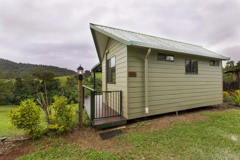 Mena Creek Flower House - Accommodation Australia 0