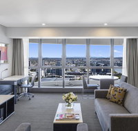 Meriton Suites Herschel Street - Accommodation Australia
