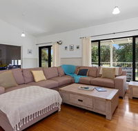MERMAIDS ON MARENGO - large home with wifi - Accommodation Australia