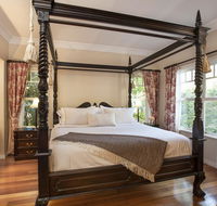 Merrow Cottages - Gatehouse - Accommodation Australia