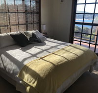 Merry Beach Ocean Front Large Home - Accommodation Australia