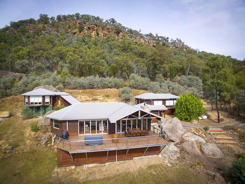 Milbrodale Lodge - Bed n Breakfasts 2