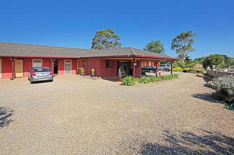Milton Village Motel - Accommodation Australia 2