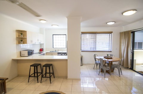 Minnie St 2 Bedroom / 2 Bathroom Apartment - Accommodation Australia 2