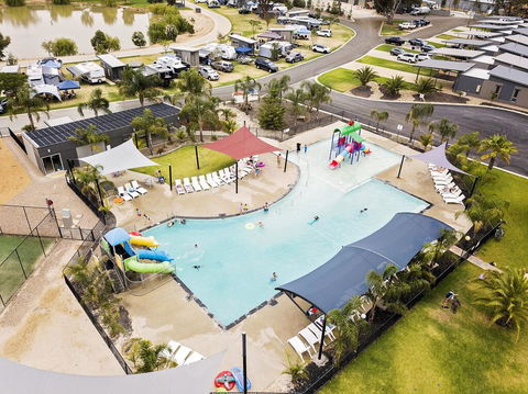 Moama Waters - Accommodation Australia 2