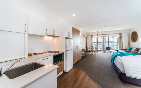 Moby Dick Waterfront Resort Motel - Accommodation Australia 3
