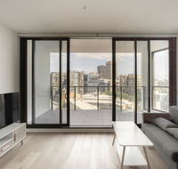 Modern Apartment in Darling Harbour - Accommodation Australia