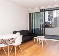 Modern Apartment in the Heart of the Sydney CBD - Bed n Breakfasts