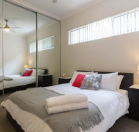 Modern Neat Convenient Apartment Close to Airport - Accommodation Australia