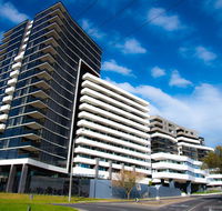Modern Clean Luxury at the Right Price..... - Accommodation Australia