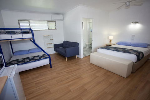 Moffat Beach Motel Caloundra - Accommodation Australia 2