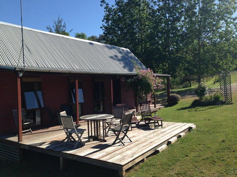 Moore House - Bed n Breakfasts 1