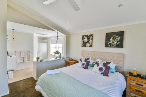 Mortimers Wines - The Canopy Loft - Accommodation Australia 1