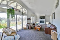 Mortimers Wines - The Canopy Loft