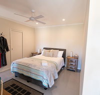 Mortimers Wines - The Vines Studio - Accommodation Australia