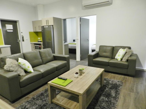 Motel 24 - Bed n Breakfasts 2