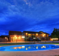Motel Meneres - Australia Shopping
