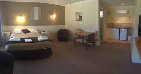 Motel Wingrove - Bed n Breakfasts 0