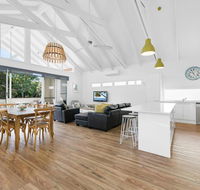 Mudjimba Island Beach House - Local Tourism