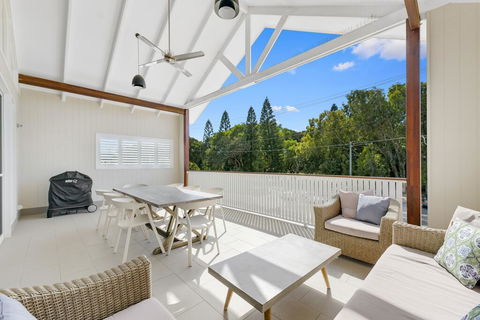 Mudjimba Island Beach House - Australia Shopping 3