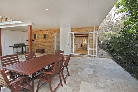 Mudjimba Sands, Mudjimba, Pet Friendly, BOND 500, LINEN INCLUDED, WIFI - Australia Shopping 1