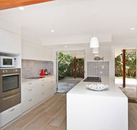 Mudjimba Sands Mudjimba Pet Friendly BOND 500 LINEN INCLUDED WIFI - Local Tourism
