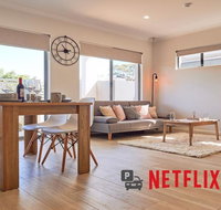 Murdoch Hospital  Uni - Netflix  WiFi - - Accommodation Australia